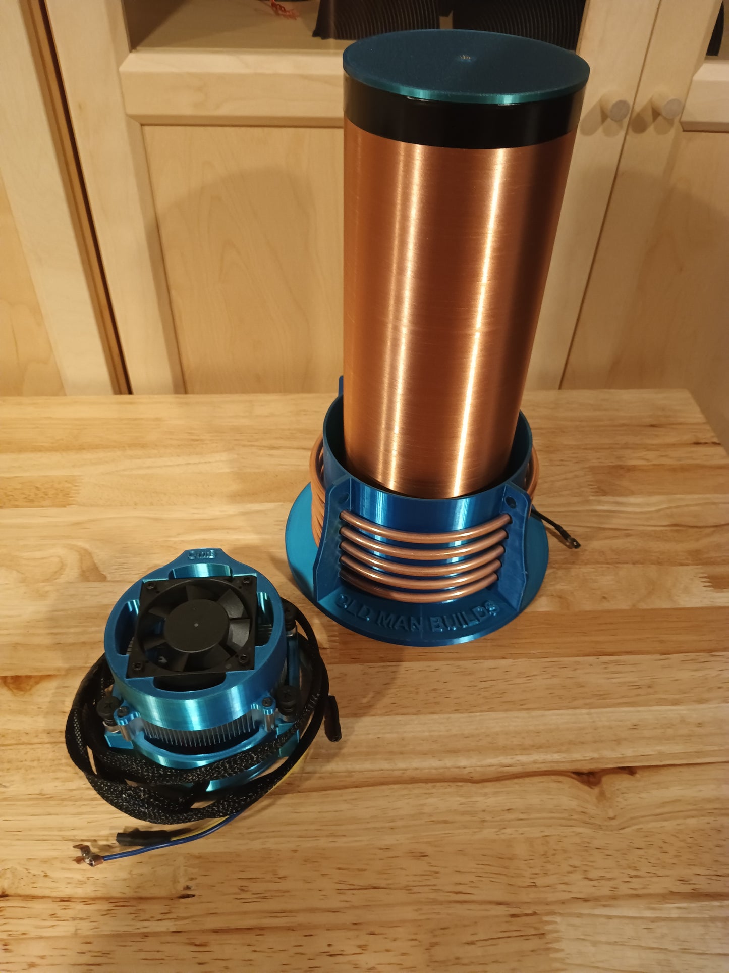 Tesla coil Green/blue