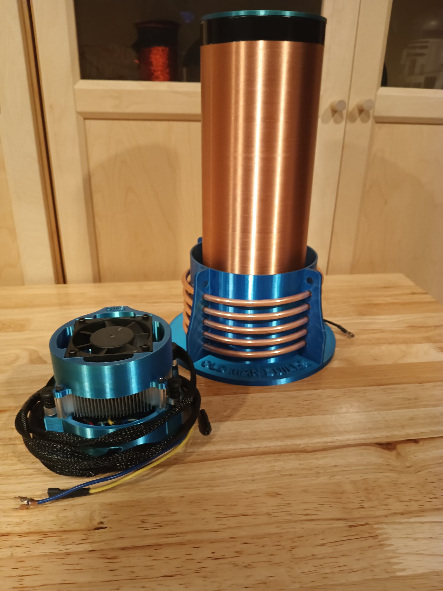 Tesla coil Green/blue